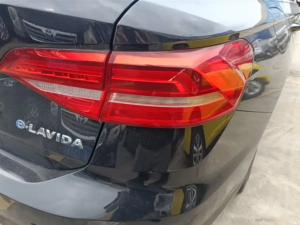Volkswagen VW Lavida EV 2019 Premium Edition фото 24