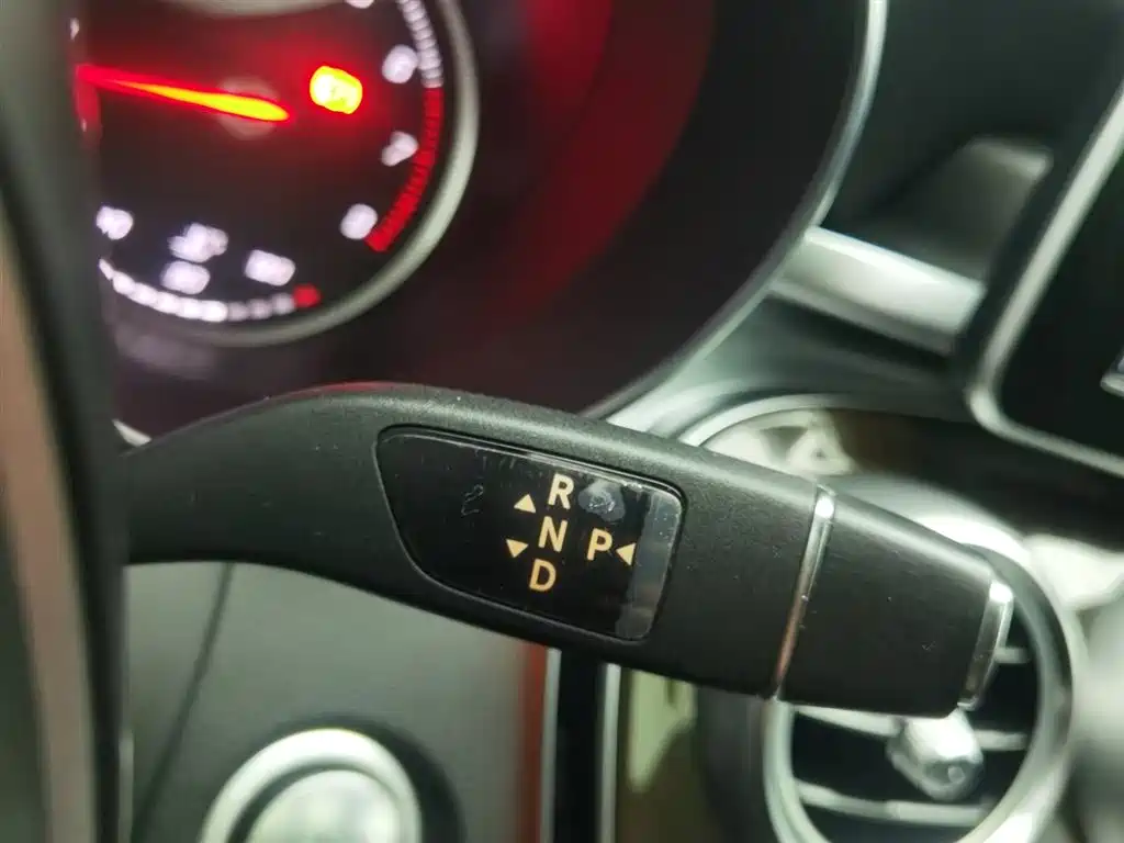 Mercedes-Benz C-Class 2016 C 180 L фото 13
