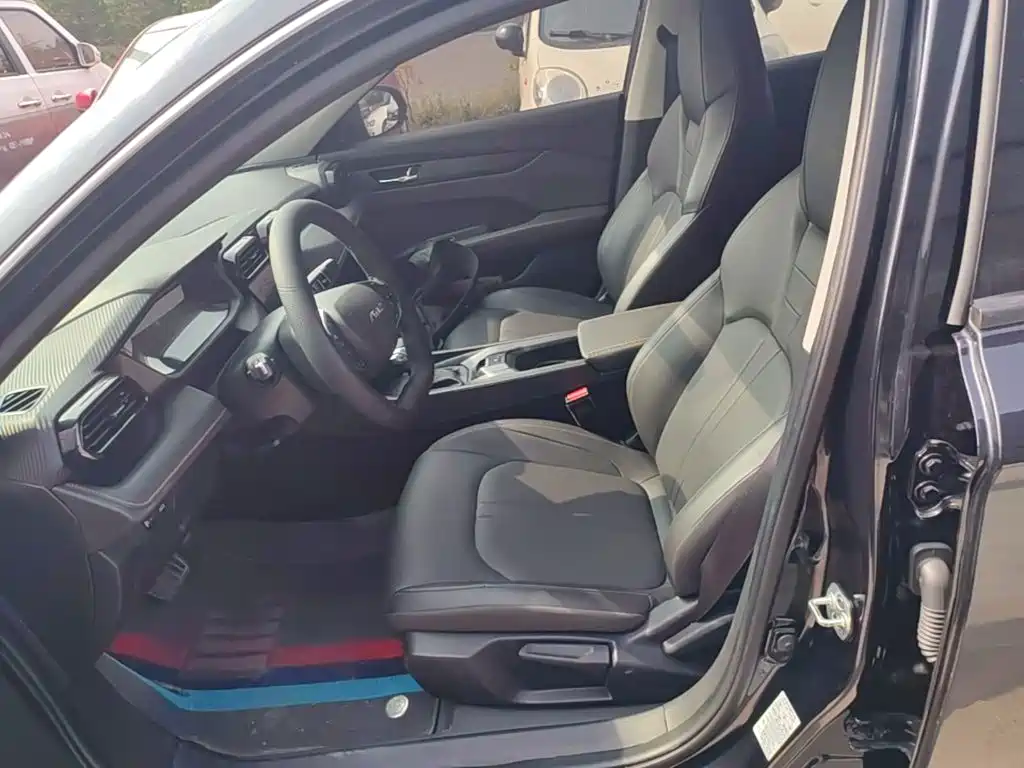 Dongfeng Aeolus Yixuan 2025 2025 1.5L Auto Luxury