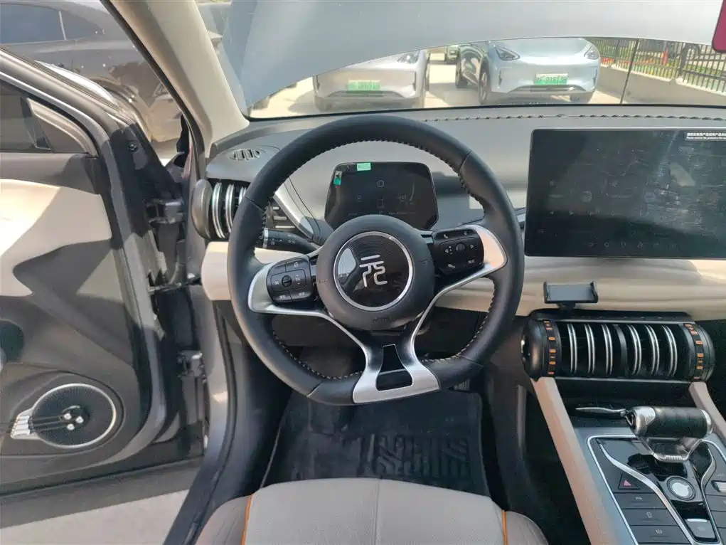 BYD Yuan PLUS 2024 Glory Edition 430KM Leading фото 7