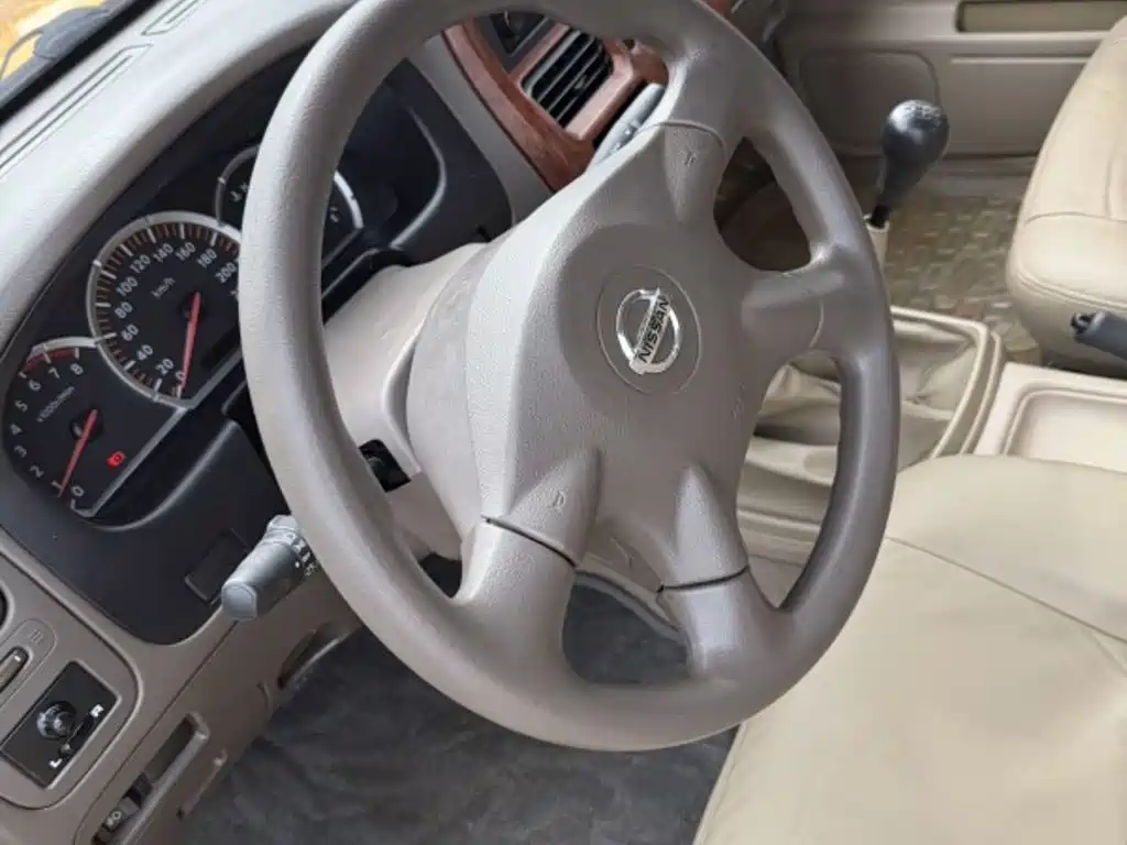Nissan D22 2015 2013 2.4L Gasoline 4WD Premium