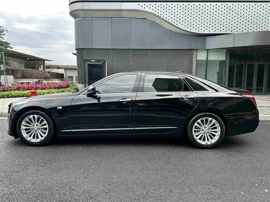 Cadillac CT6 2017 28T Luxury фото 10