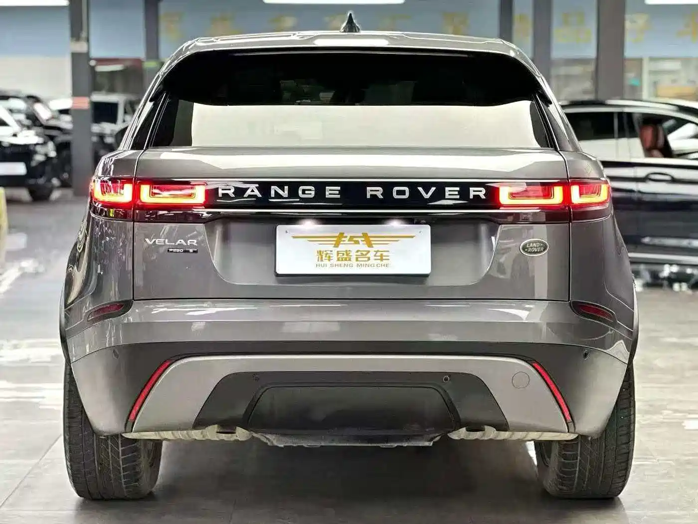 Land Rover Range Rover Velar 2019 250PS R-DYNAMIC S фото 9