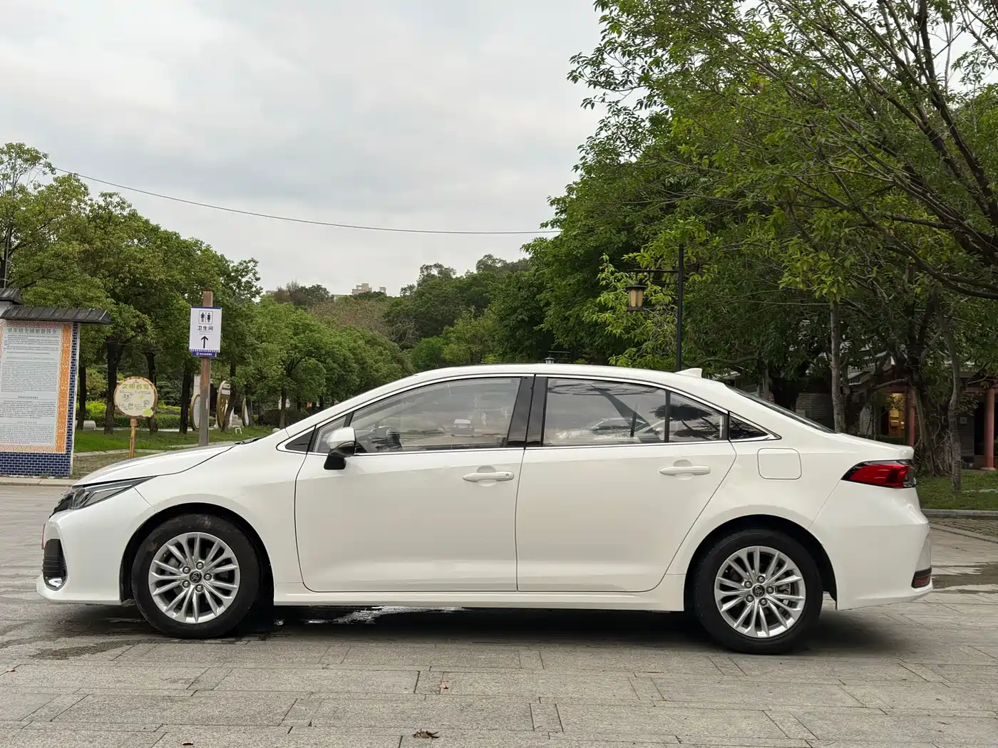 Toyota Allion 2021 2.0L Luxury Edition фото 12