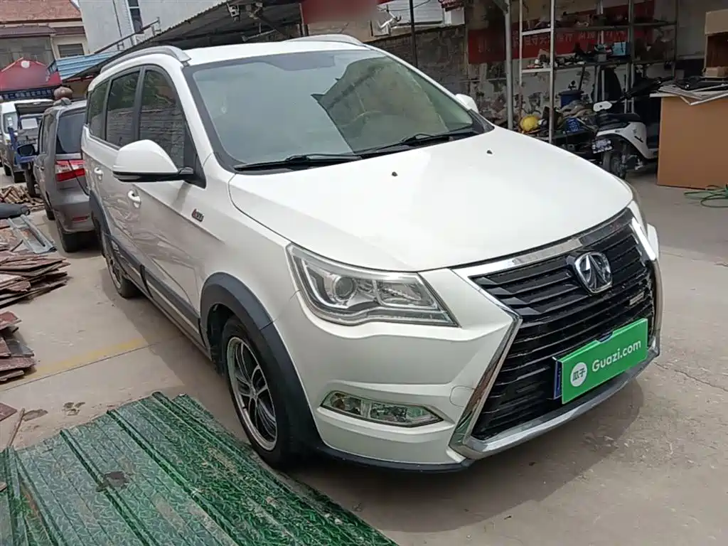 BAIC Weiwang BAW Weiwang M60 2019 2017 1.5T CVT King Edition