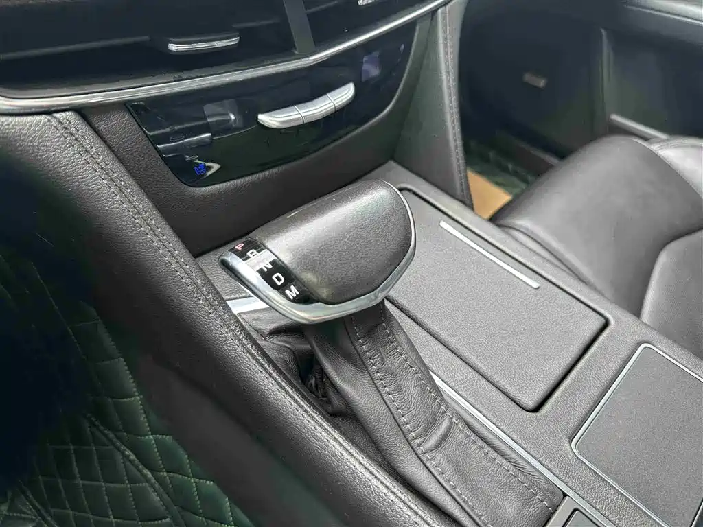 Cadillac CT6 2017 28T Luxury фото 14