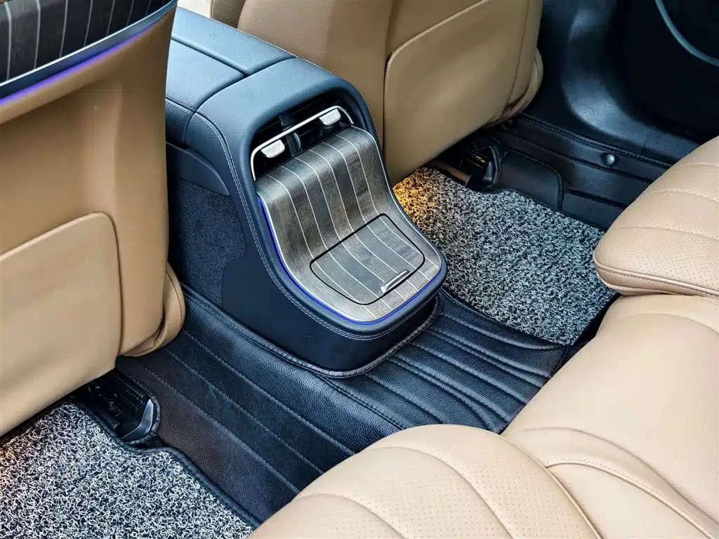 Mercedes-Benz E-Class 2024 E 300 L Premium Sport фото 14