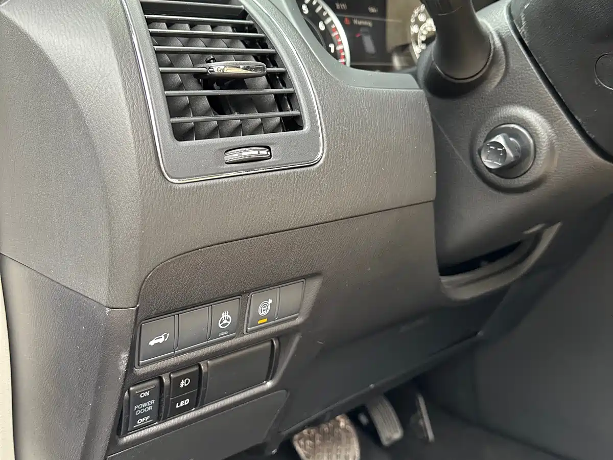 Nissan Patrol 2023 ARMADA 5.6L Armada Flagship Edition фото 9