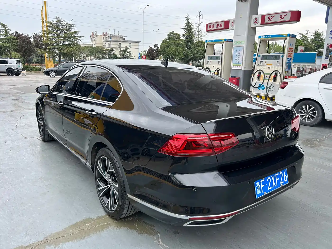Volkswagen Magotan 2021 330TSI DSG 30th Anniversary Edition фото 14