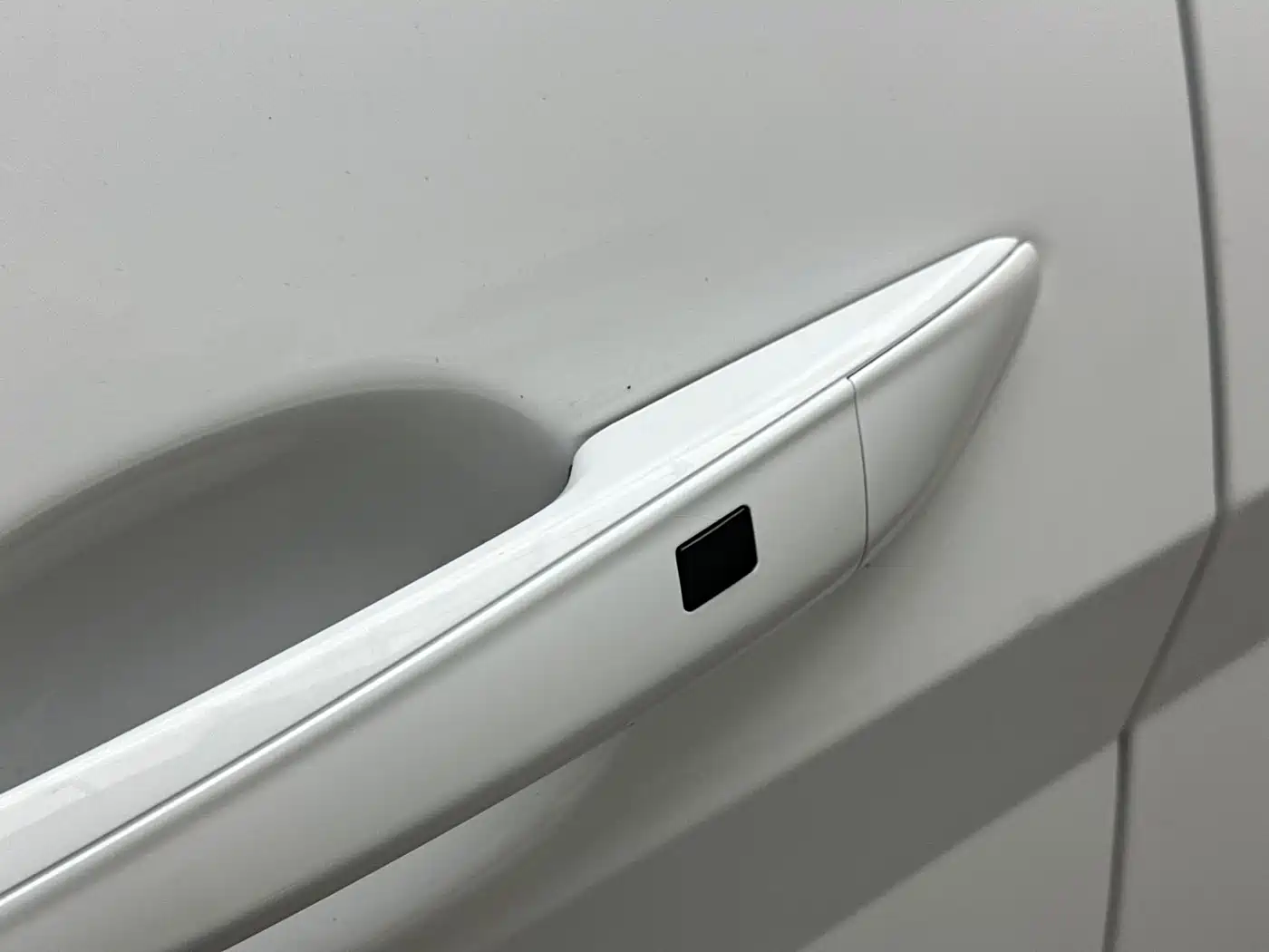 Hyundai Elantra 2023 1.5L CVT GLX Elite Edition фото 14