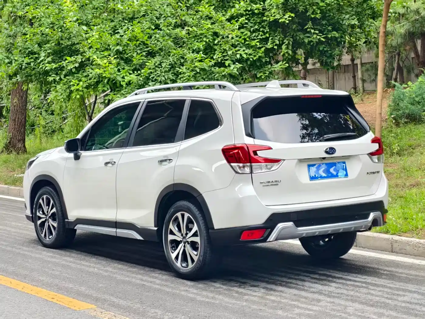 SUBARU FORESTER