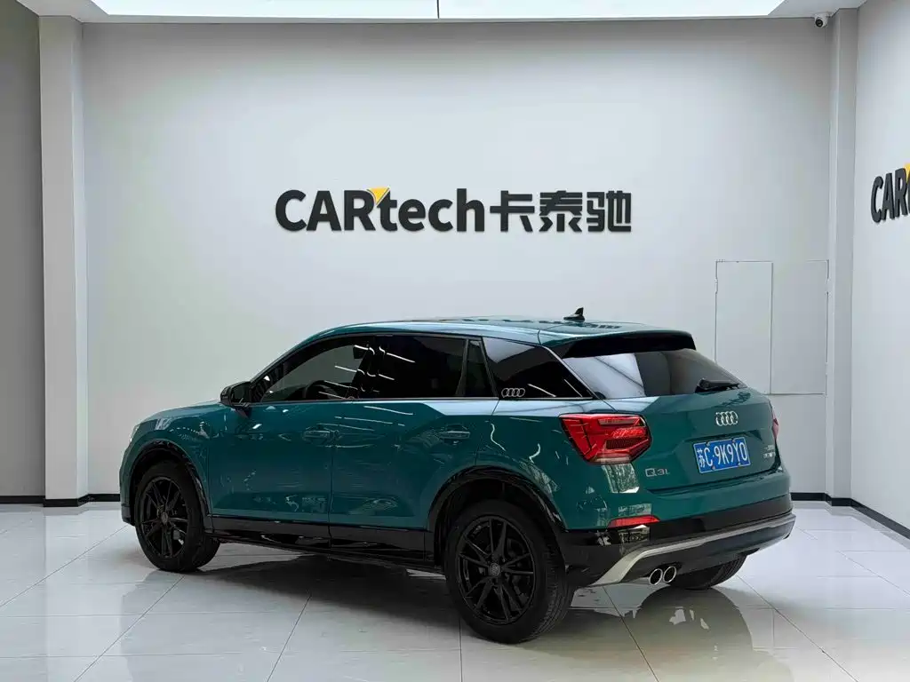 Audi Q2L 2019 2018 35 TFSI Launch Exclusive Edition China VI
