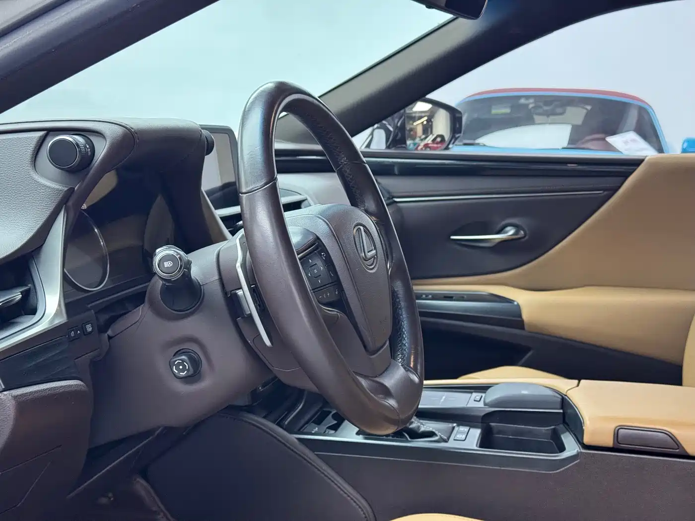 Lexus ES 2018 200 Excellence Edition China V фото 6