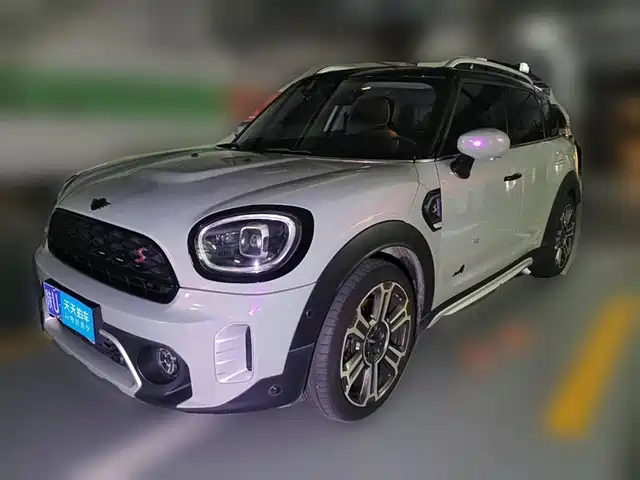 MINI COUNTRYMAN 2023 Facelift 2.0T COOPER S ALL4 Connoisseur — фото 1