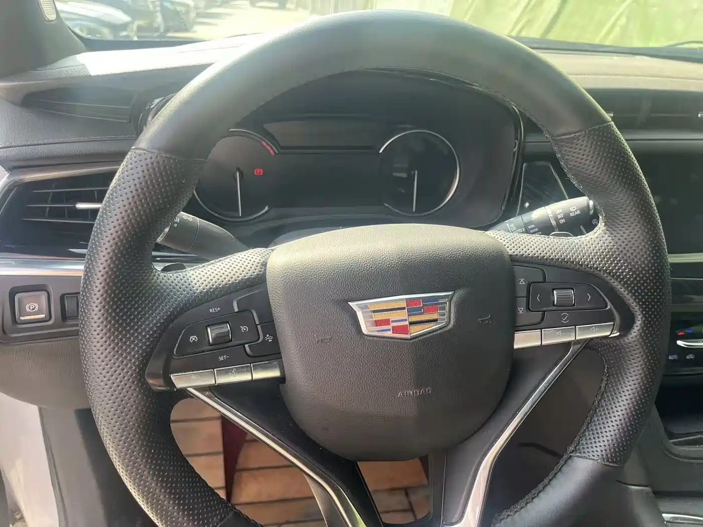 Cadillac XT6 2020 28T 6-Seater 4WD Luxury Model фото 8