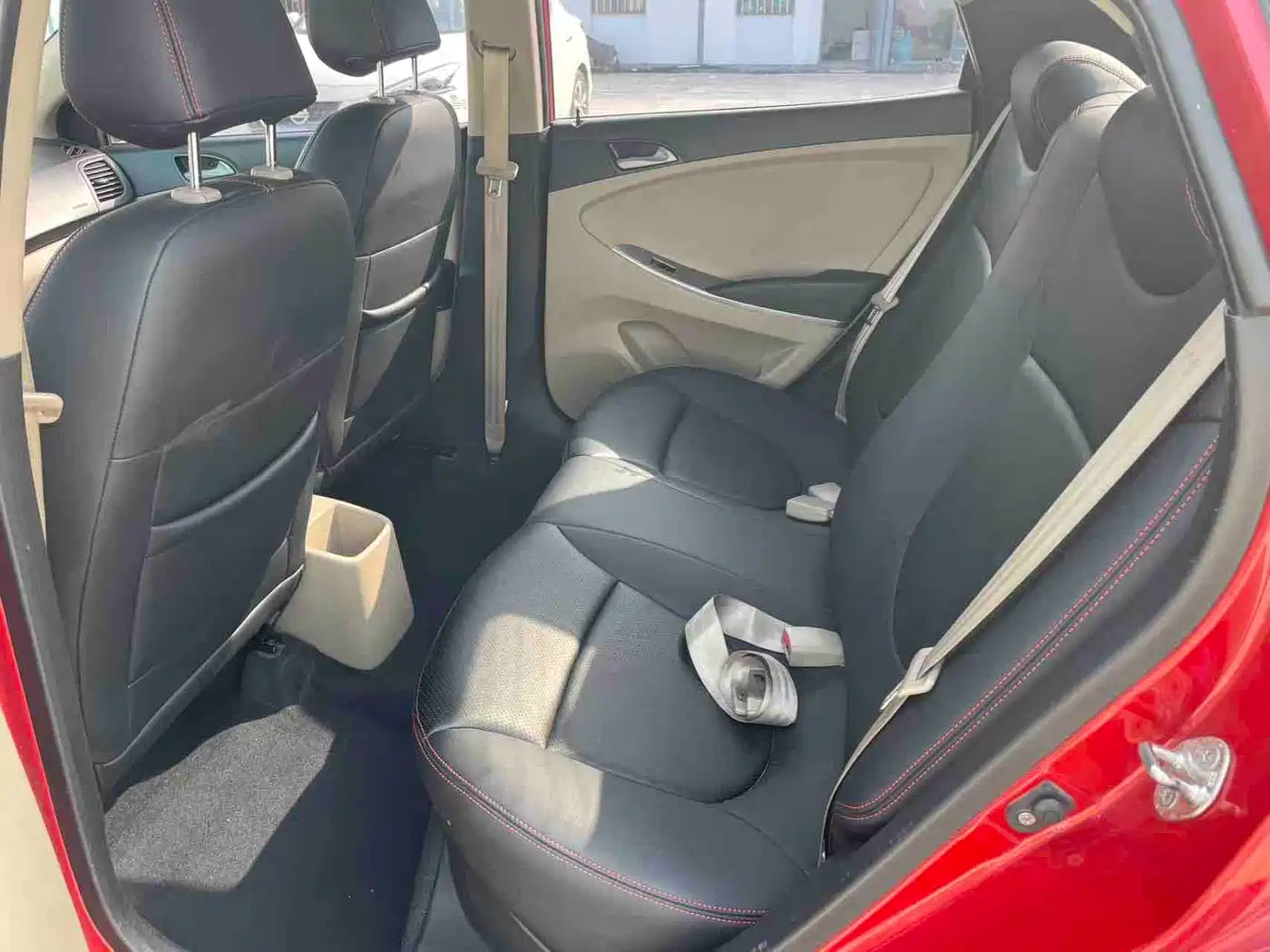 Hyundai Verna 2014 1.4L Manual Fashion GS фото 6