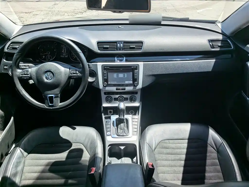 Volkswagen Magotan 2016 2.0TSI Smart Luxury фото 8