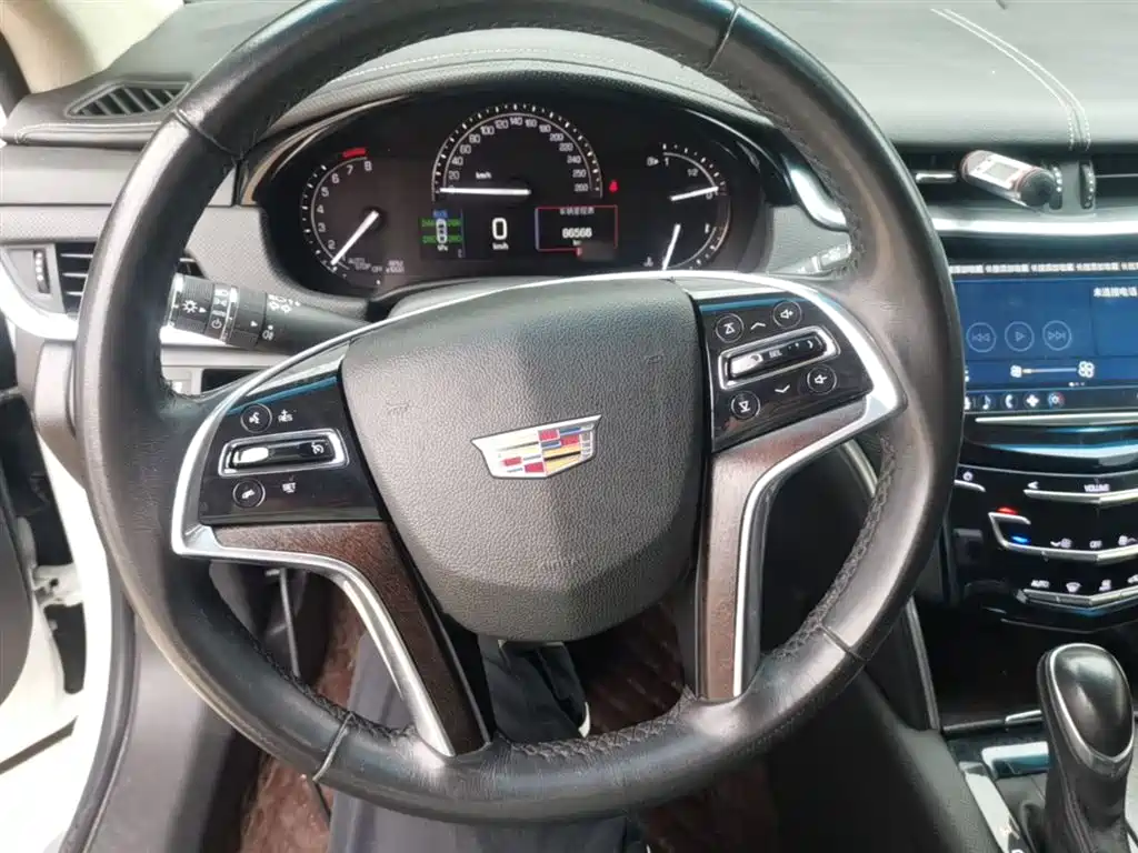Cadillac XTS 2018 28T Technology фото 11