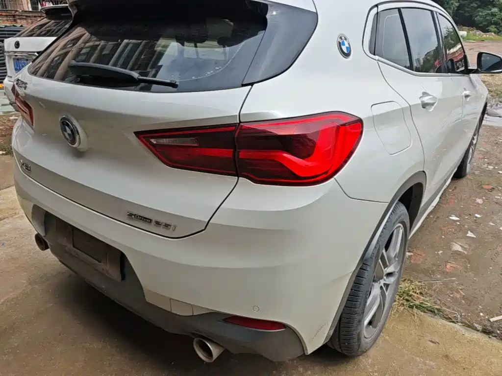 BMW X2 2019 2020 sDrive25i Leading M Off-Road Package