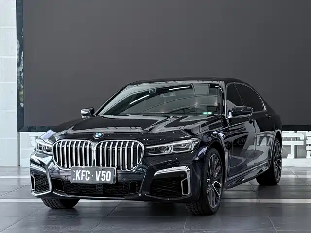 BMW 7 Series 2019 Facelift 740Li Leading M Sport Package — фото 1