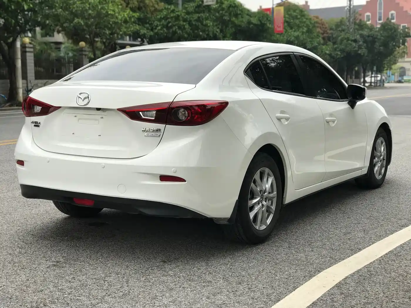 Mazda Mazda3 Axela 2016 Sedan 1.5L Automatic Comfort фото 10