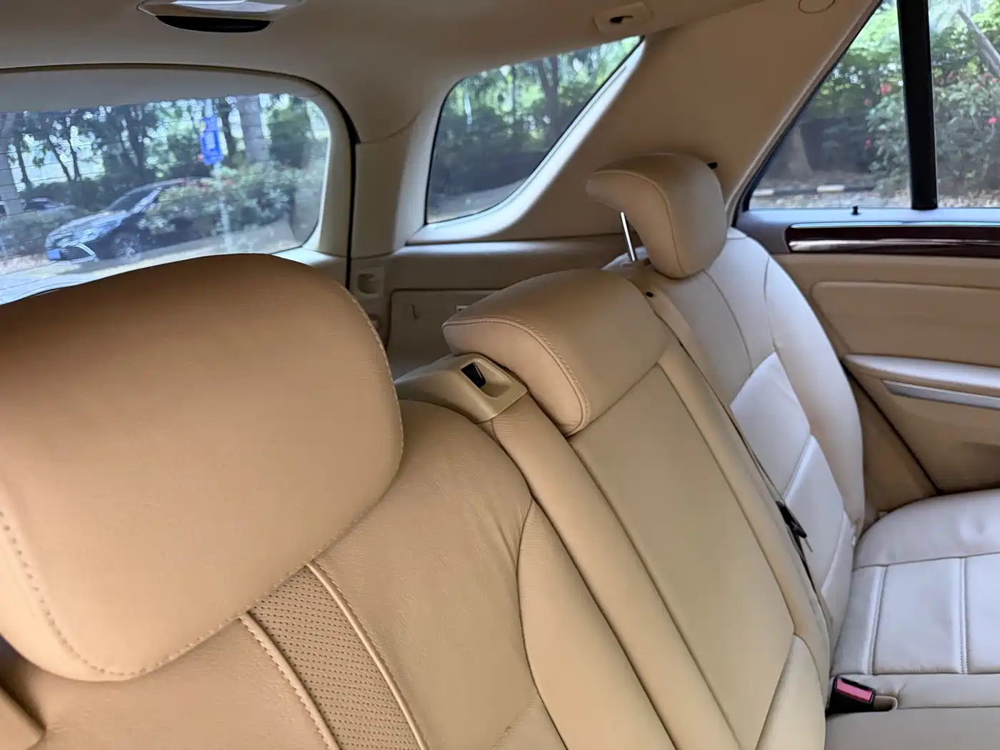 Mercedes-Benz M-Class 2010 ML 350 4MATIC Luxury фото 29