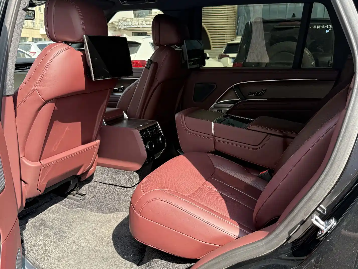 Фото 8 - Land Rover Range Rover