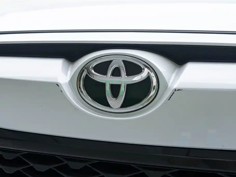 Фото 9 - Toyota Frontlander