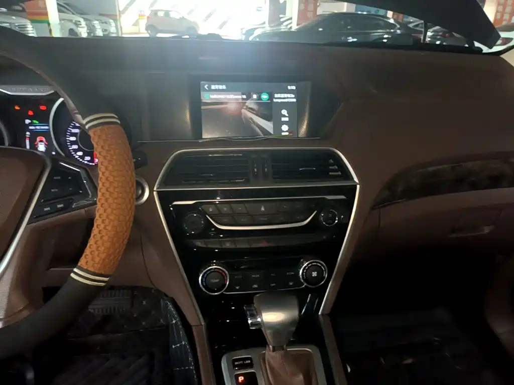 Leopaard CS10 2018 2017 1.5T CVT Prestige
