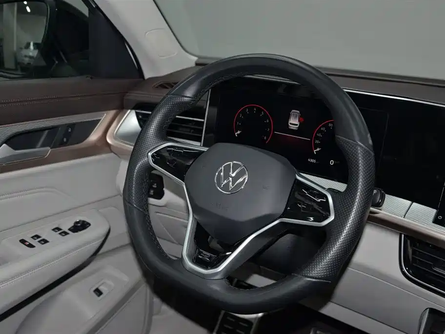 Volkswagen Talagon 2023 380TSI 4WD R-Line Touring Edition фото 16