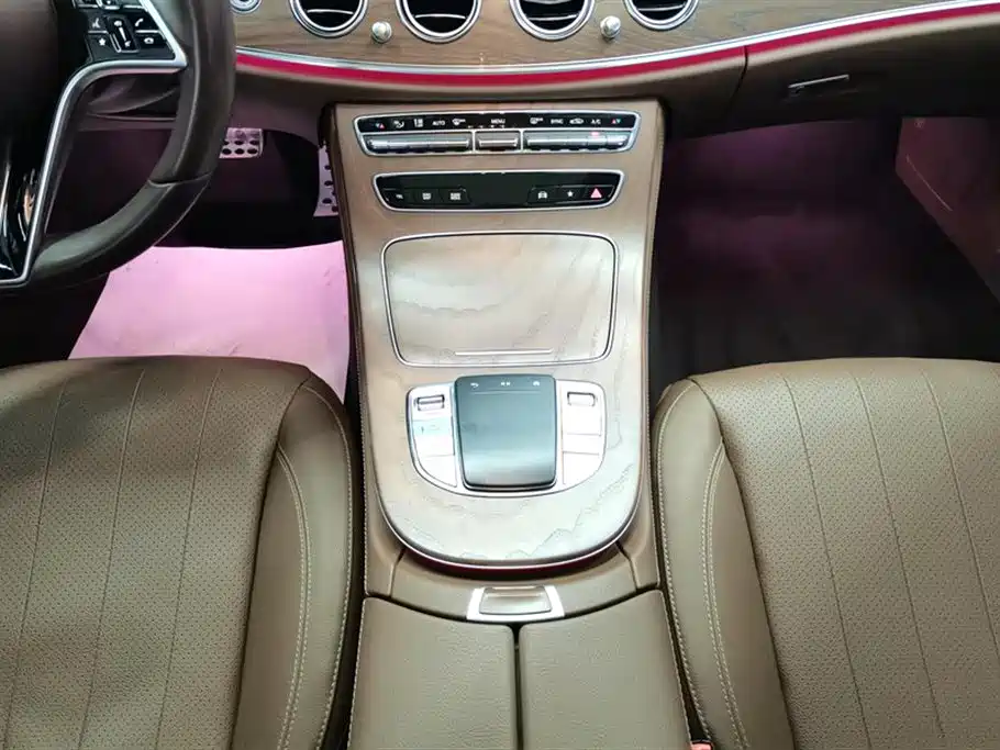 Mercedes-Benz E-Class 2023 E 300 L Luxury фото 16