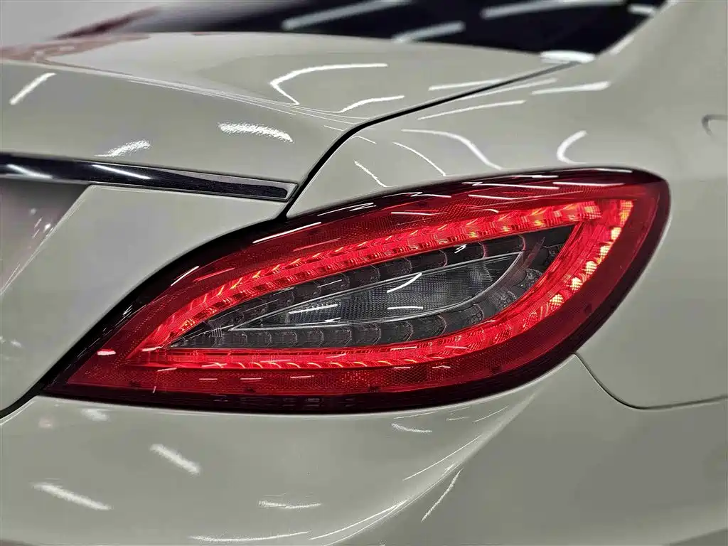 Mercedes-Benz CLS 2012 CLS 300 CGI фото 16