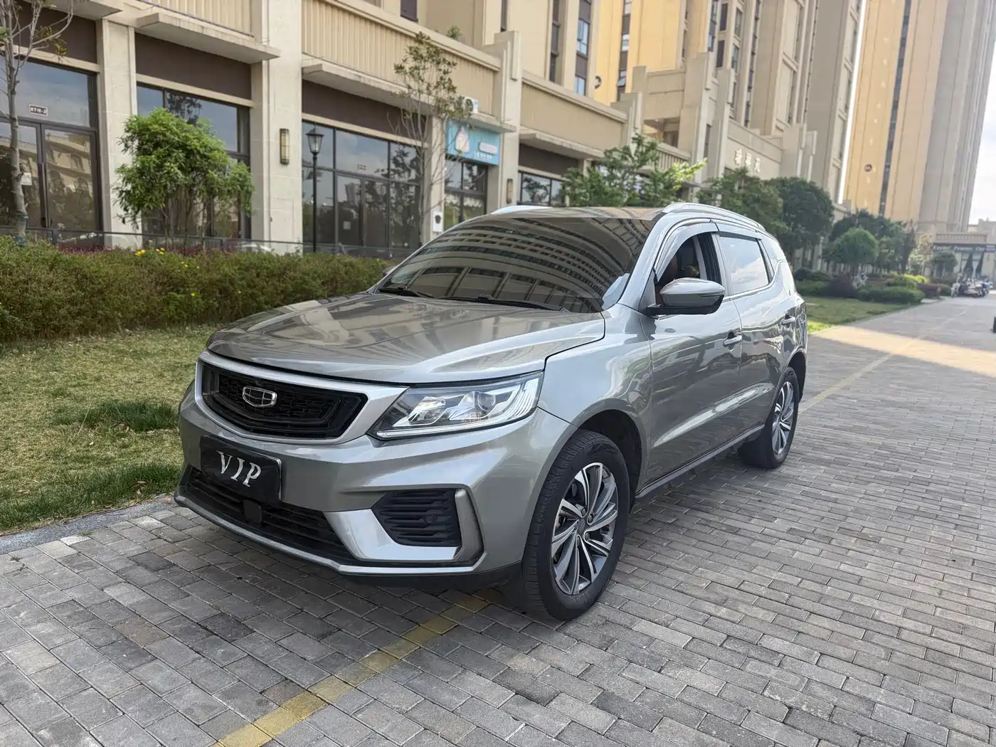 GEELY AUTOMOBILE VISION X6