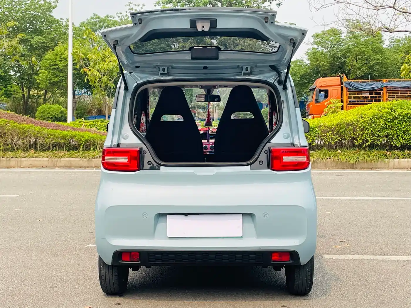 WULING AUTOMOBILE HONGGUANG MINIEV