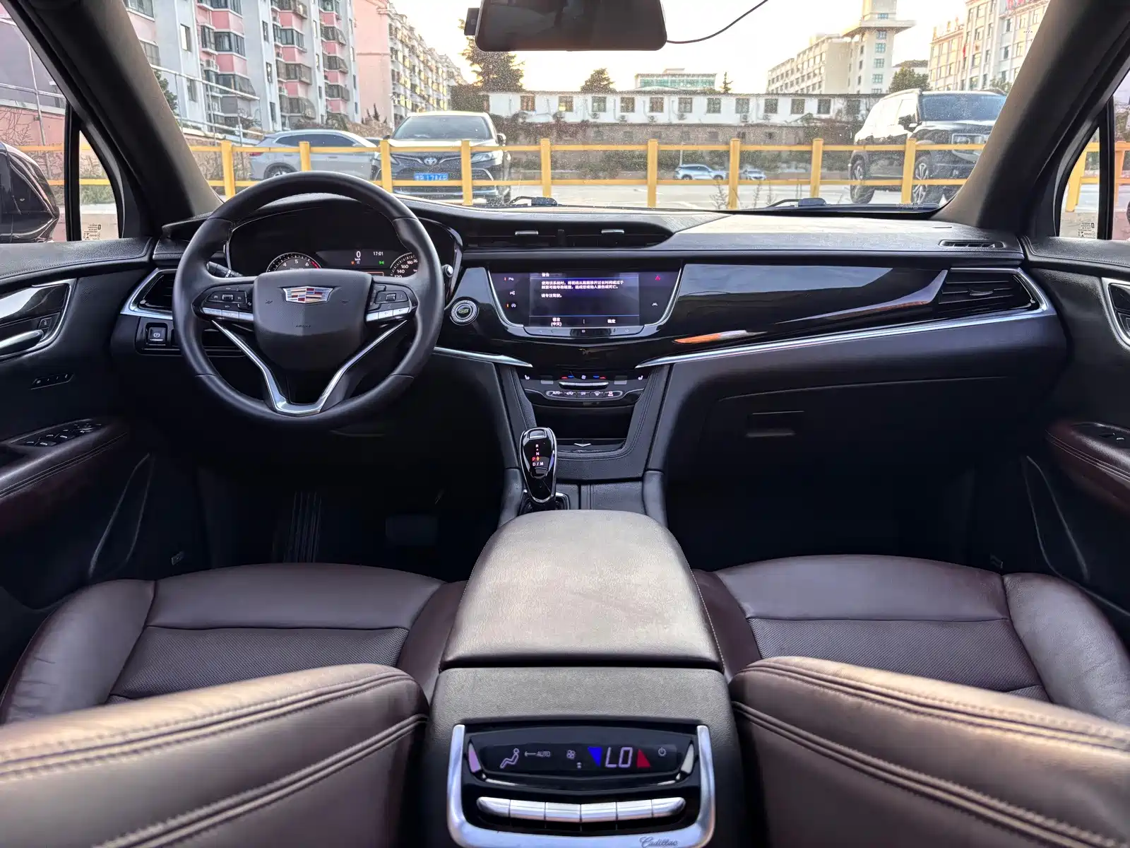 Photo 19 - Cadillac XT6