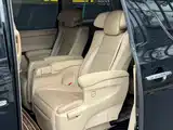 Фото 6 - Toyota Alphard