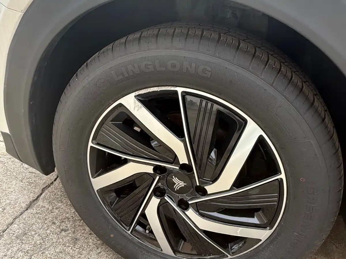 NEZHA AUTOMOBILE NEZHA U