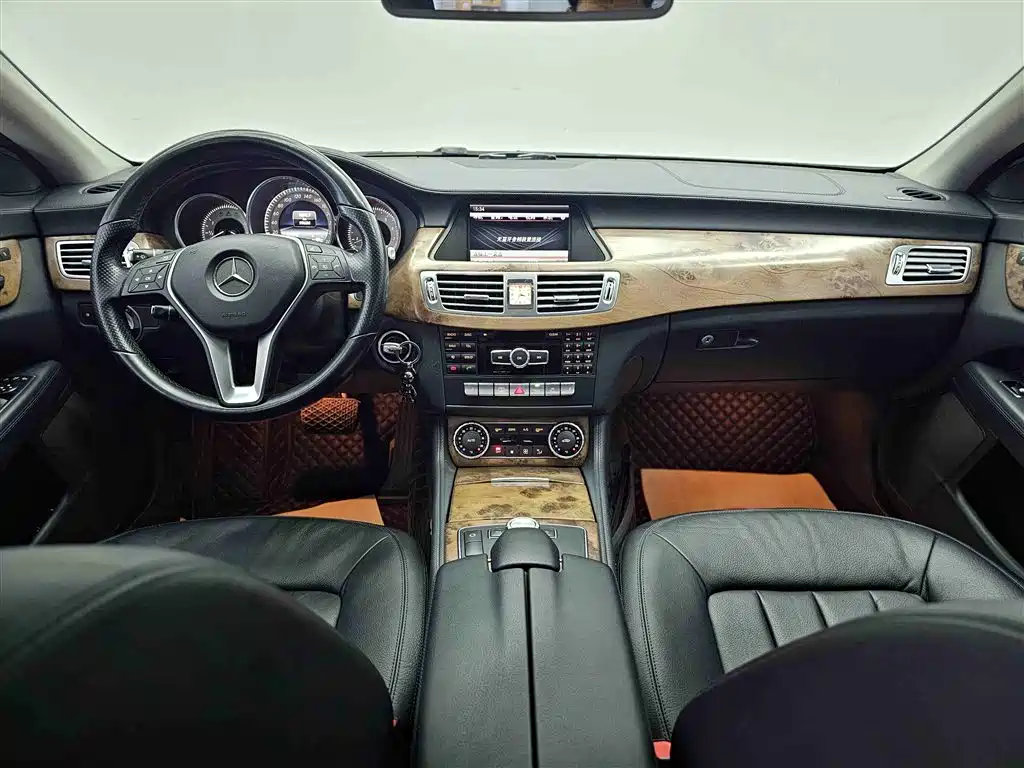 Mercedes-Benz CLS 2012 CLS 300 CGI фото 5