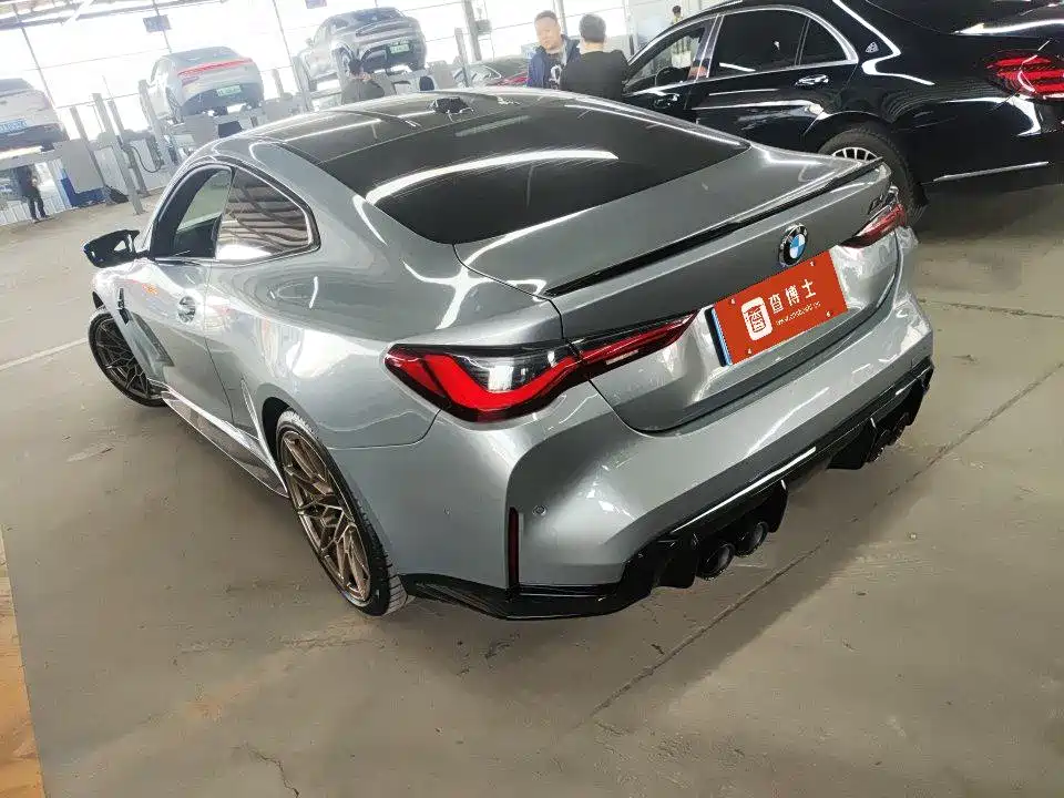 BMW M4 2024 BMW M4 Coupe M xDrive Competition фото 5