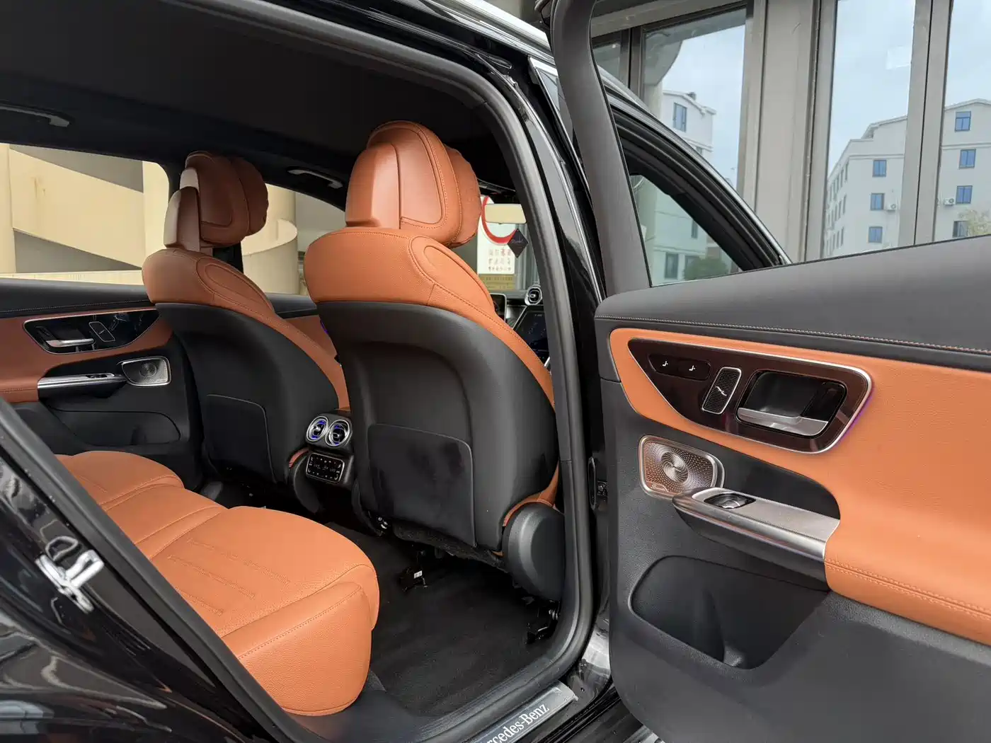 Mercedes-Benz GLC 2026 2026 GLC 300 L 4MATIC Luxury 5-Seater