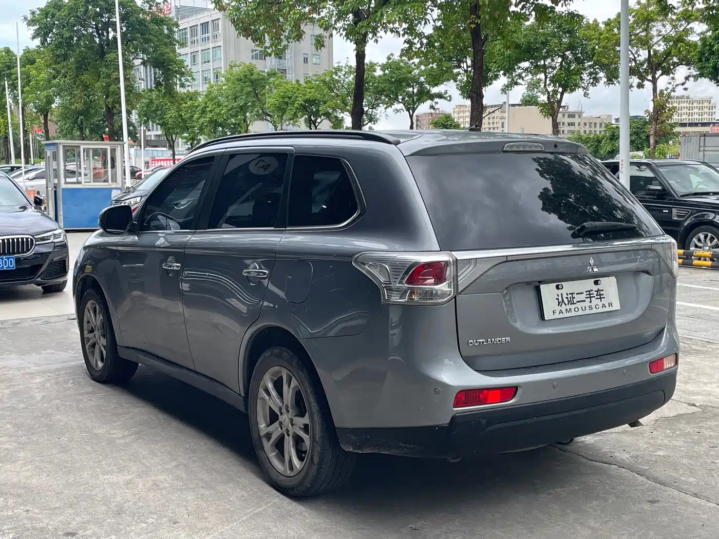 Mitsubishi Outlander (Import) 2013 2013 2.4L 4WD Luxury Navigation 5-seater