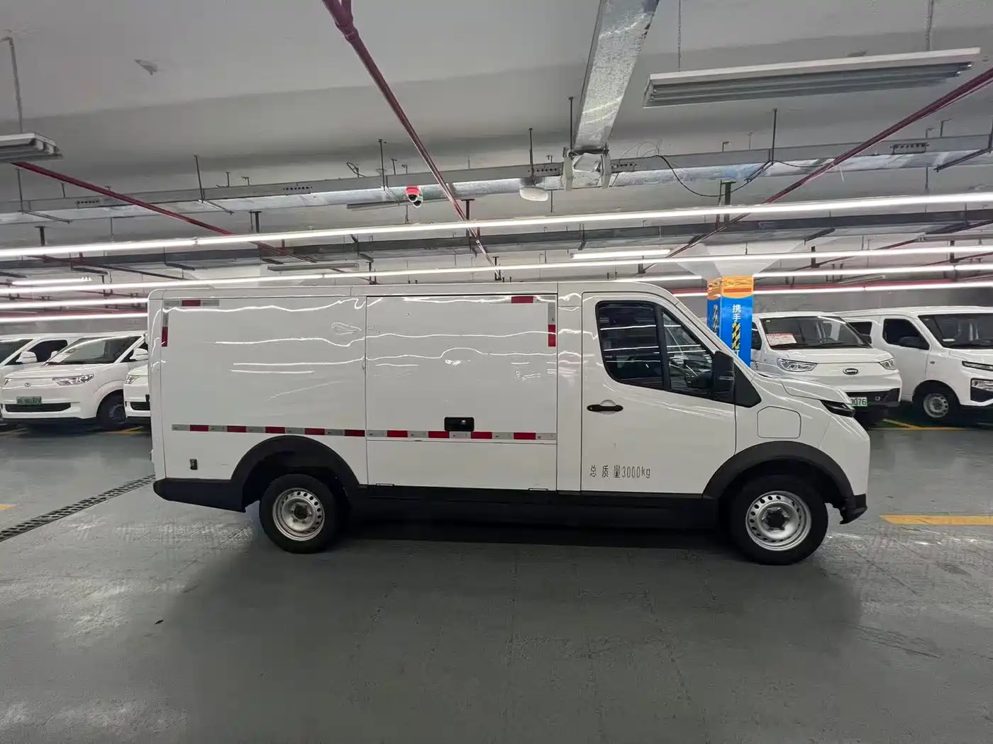 JAC Motors Van Boulevard 2024 2024 V8 Explorer Edition CATL