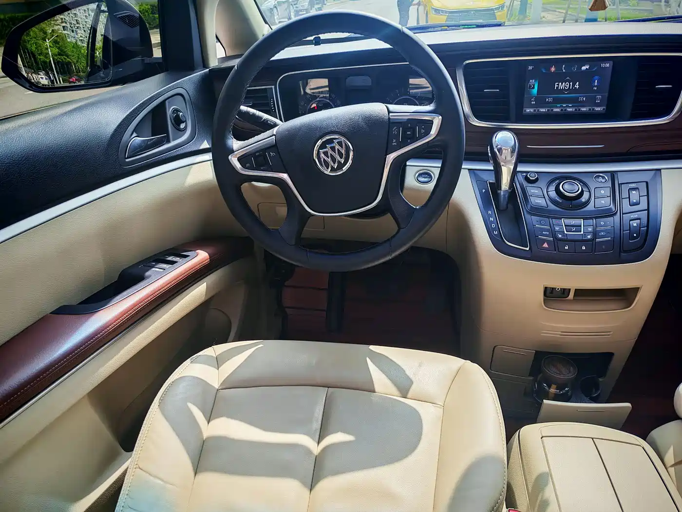 Buick GL8 2018 28T Premium Model China VI фото 9