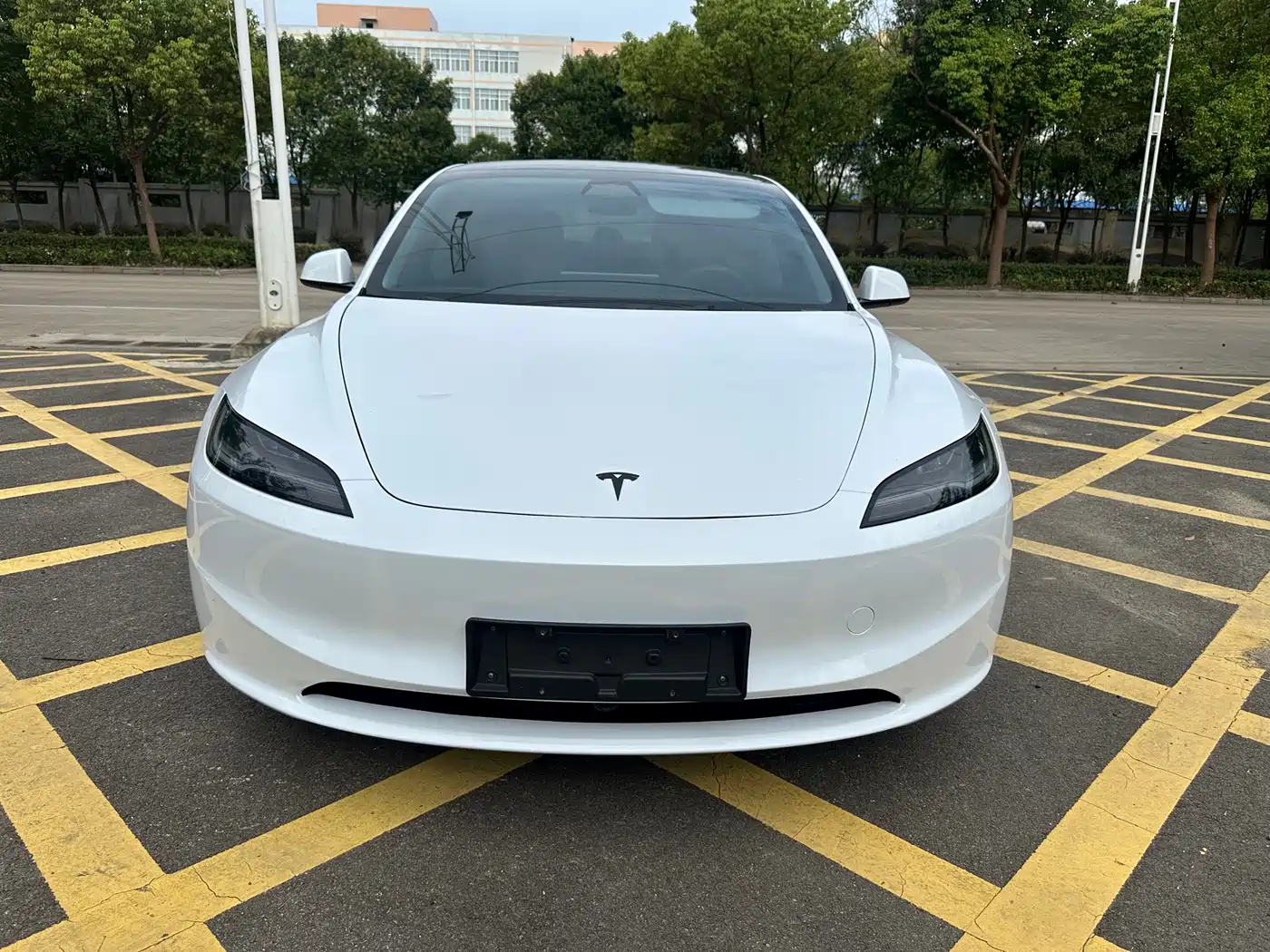 Tesla Model 3 2026 2025 Model Year Facelift Long Range Rear-Wheel Drive