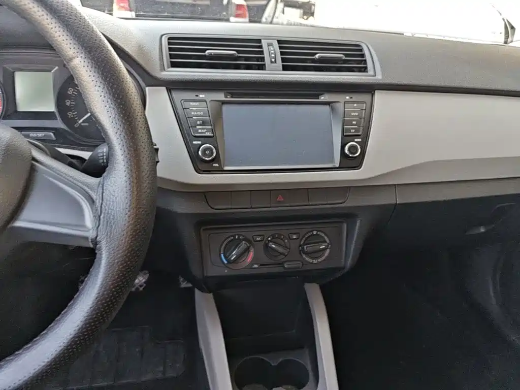 صورة 13 - Škoda Fabia
