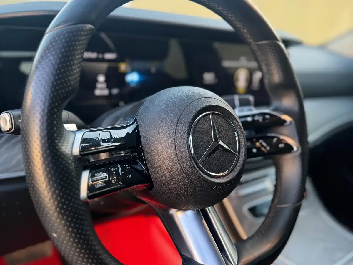 Mercedes-Benz E-Class 2022 Model Facelift III E 300 L Sport Fashion фото 10