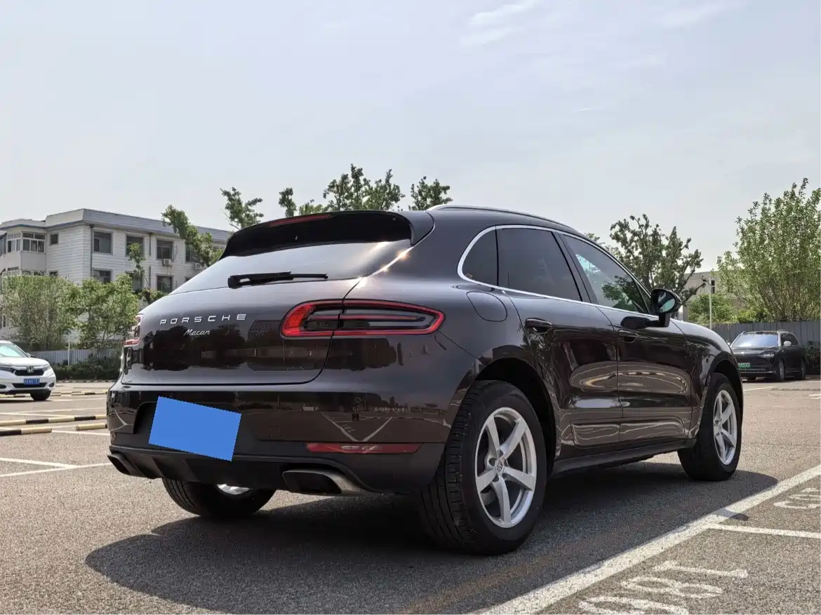 Porsche Macan 2017 Macan 2.0T фото 4