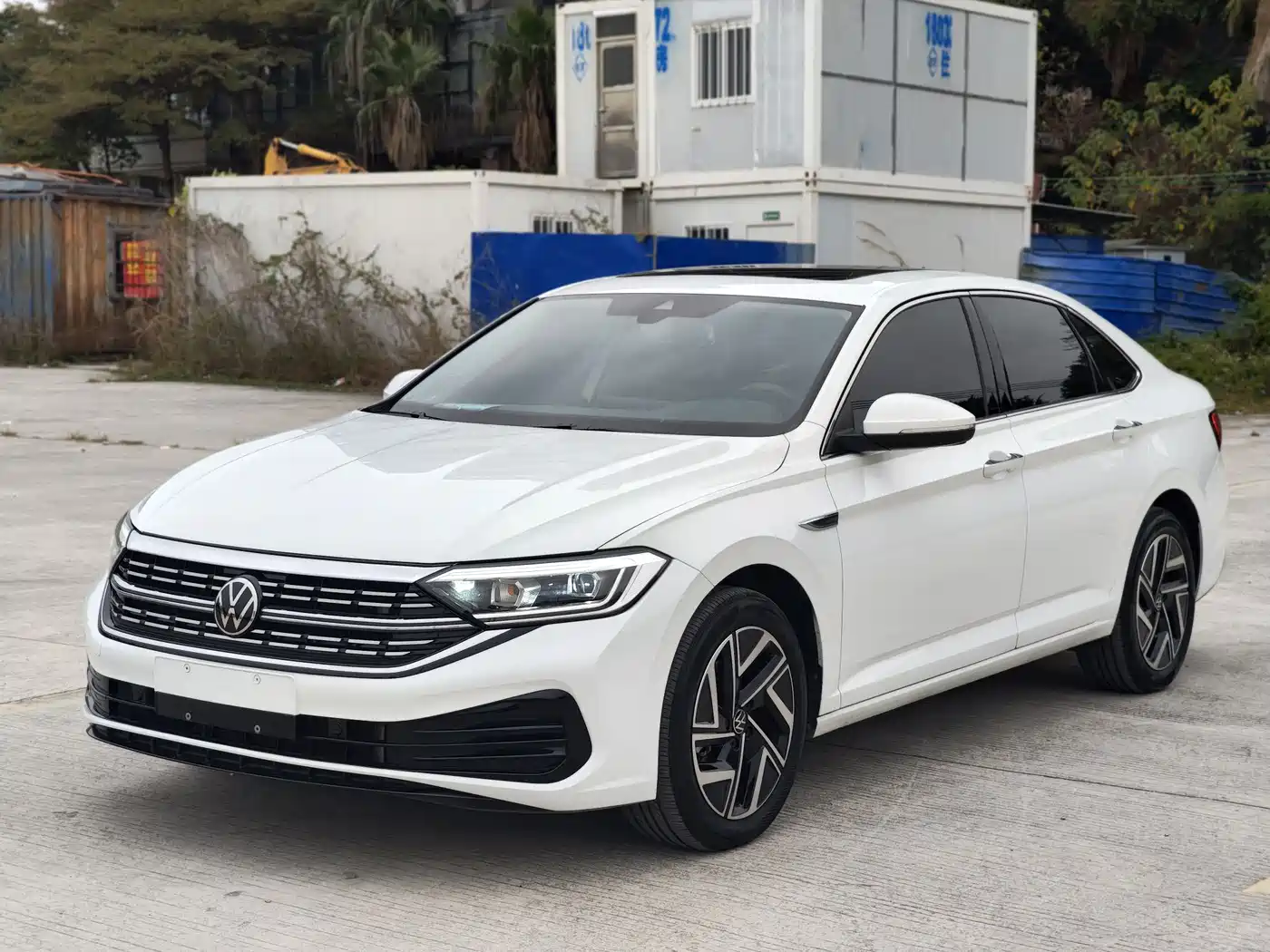 Volkswagen Sagitar 2023 300TSI DSG Surpassing Edition