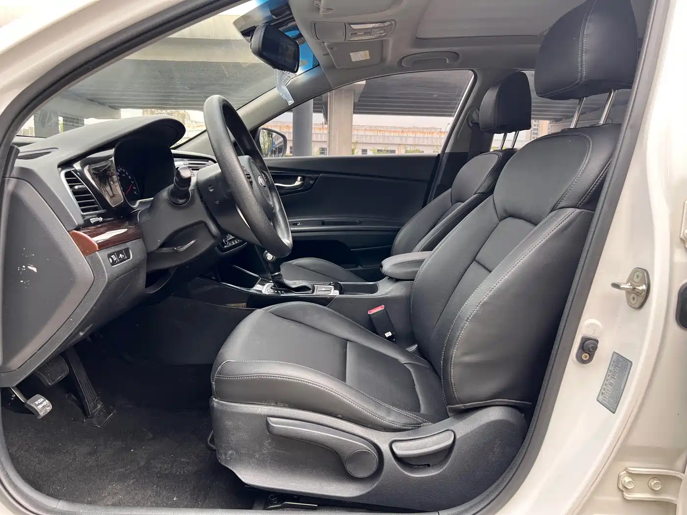 Kia K4 2014 1.8L Automatic GLS фото 16