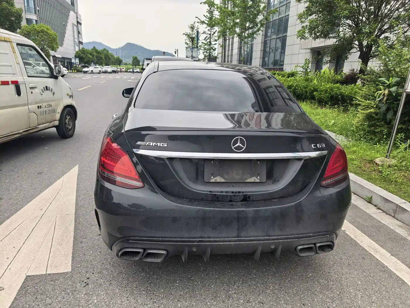 MERCEDES-BENZ C-CLASS AMG